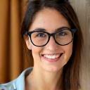 Elif Kaya, Estetik Mekanlar Tasarım'da kıdemli iç mimar